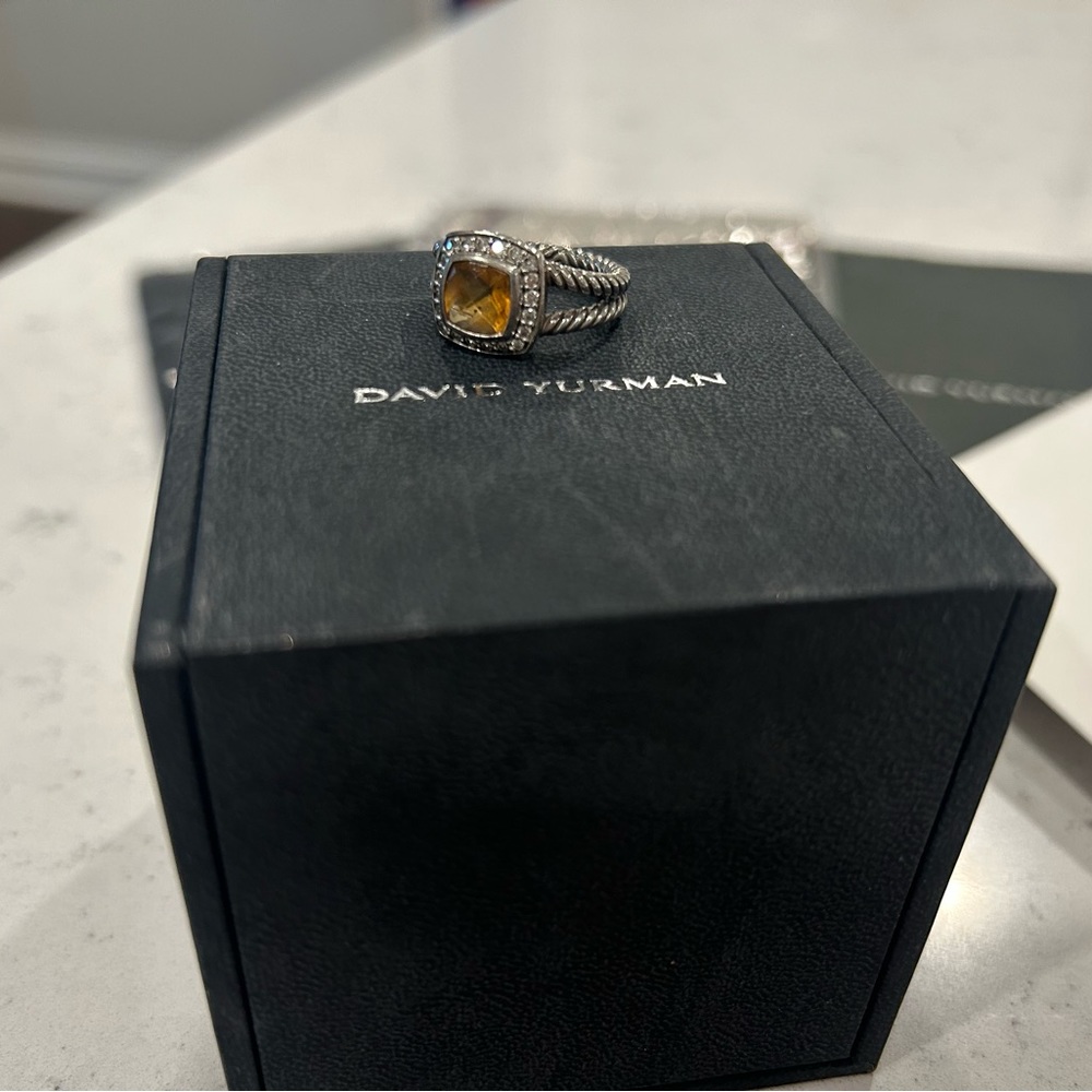 David Yurman, like new, size 5 women’s citrine ring.